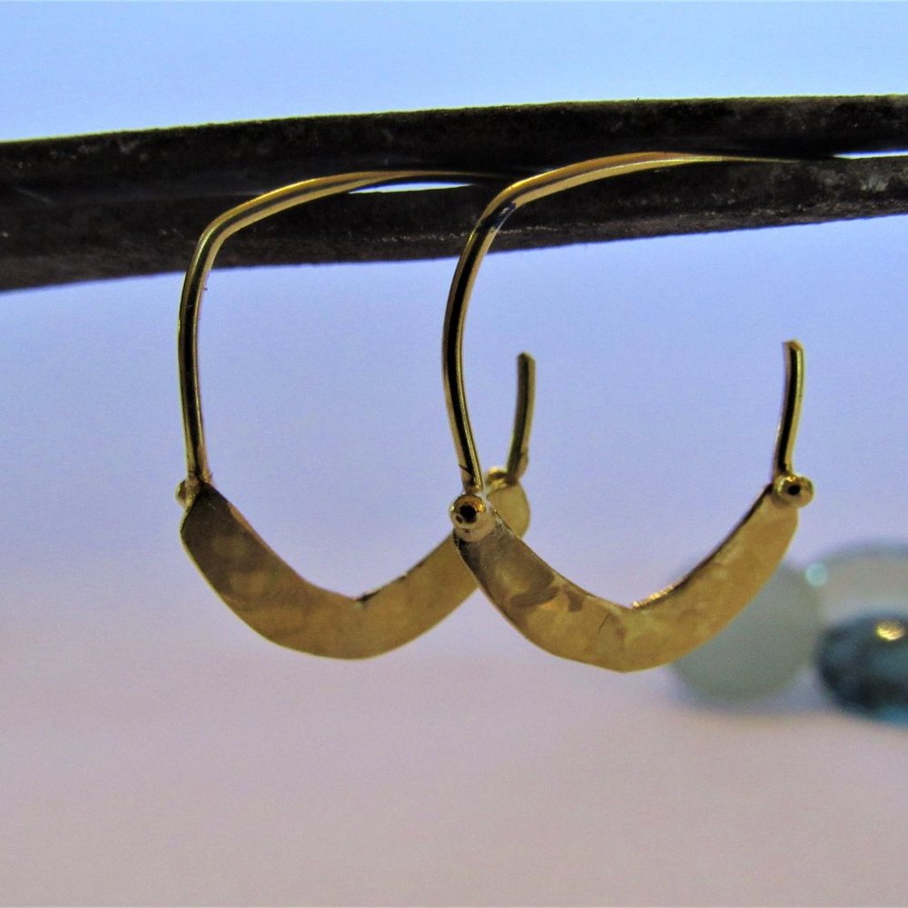 Earrings for women. 14k solid Yellow gold earrings